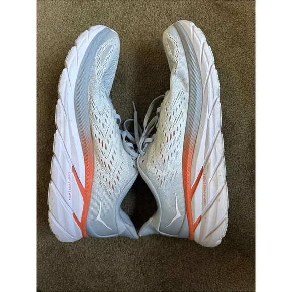 Hoka One Clifton 8 Women's Running Shoes Size 12 Blue/White Never Worn - Picture 3 of 6